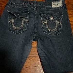 Women’s chain-link True Religion jeans size 32